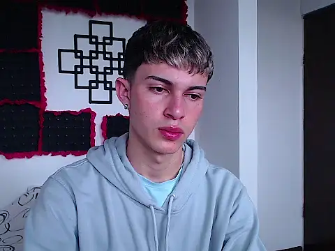 john vichenso online show from January 14, 2026, 8:12 pm