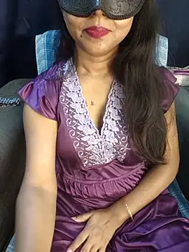 Sexy juhee online show from November 18, 2025, 6:55 pm