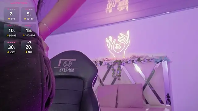 ZURY TAY online show from March 20, 2026, 11:44 am