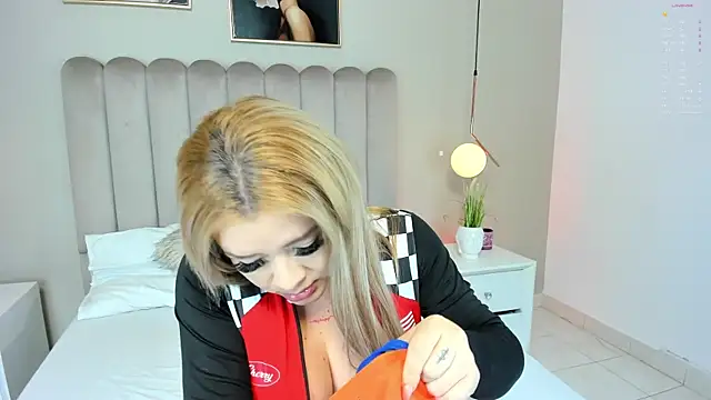 Dani rosse  online show from February 20, 2026, 1:46 pm