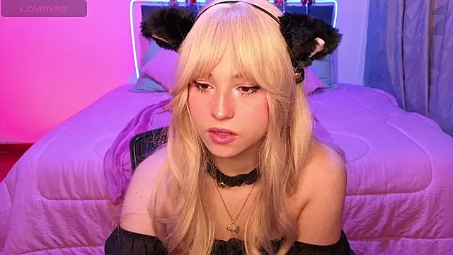 Eymmy 24 online show from November 29, 2025, 2:01 am