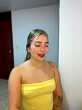 Snapshot of Chantel_sam chatting on September 15, 2025, 2:23 am Chantel sam online show from September 15, 2025, 2:23 am