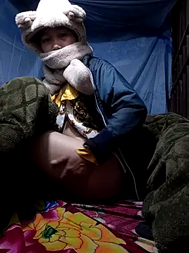 PhamPm70 online show from January 11, 2026, 9:22 pm