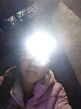 PhamPm70 online show from November 19, 2025, 5:18 am