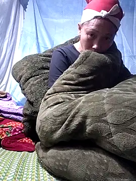 PhamPm70 online show from November 18, 2025, 1:58 pm