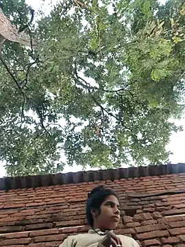 Snapshot of Gulika_Doshi chatting on November 12, 2025, 1:10 am Gulika Doshi online show from November 12, 2025, 1:10 am