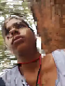 Snapshot of Gulika_Doshi chatting on October 23, 2025, 1:37 am Gulika Doshi online show from October 23, 2025, 1:37 am