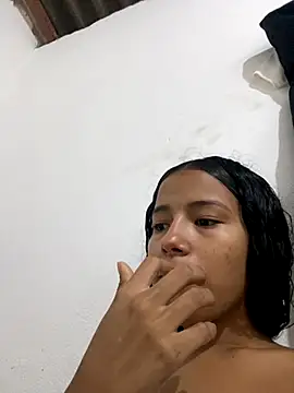 Snapshot of HadeSmit chatting on September 17, 2025, 4:03 am HadeSmit online show from September 17, 2025, 4:03 am