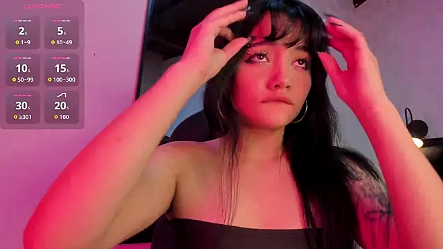 Darky Doll online show from October 19, 2025, 4:37 am