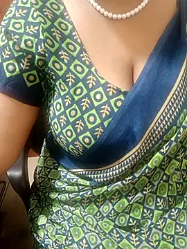 tami lavanya online show from October 8, 2025, 9:33 am