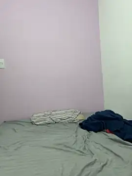 mermaidblue online show from April 3, 2026, 9:49 am