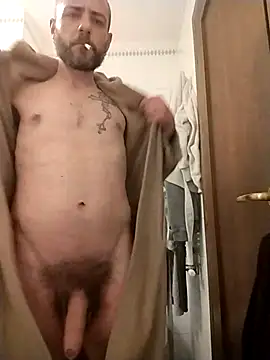 Baldassarre1990 online show from December 14, 2025, 11:21 pm