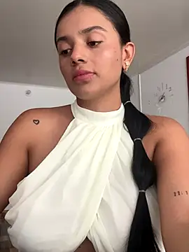 AnaaFaith  online show from October 21, 2025, 7:35 pm