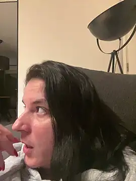 hottyFcup online show from March 16, 2026, 8:22 pm