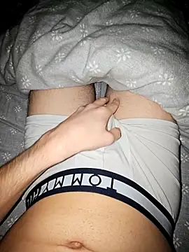 NonDirloAllaMamma online show from November 5, 2025, 8:23 pm