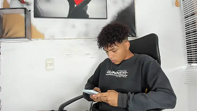 Manuel Mateus1 online show from September 13, 2025, 9:26 pm