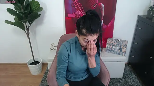 LadyLiia online show from March 30, 2026, 4:03 am