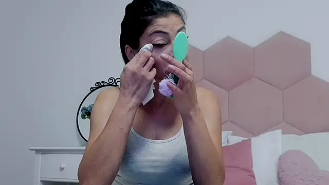 Snapshot of LadyLiia chatting on January 17, 2025, 5:00 am LadyLiia online show from January 17, 2025, 5:00 am