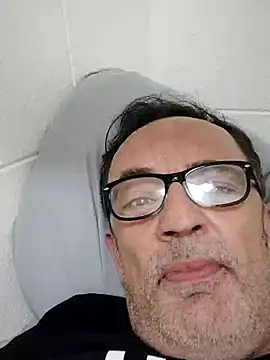 Txacas online show from September 28, 2025, 10:28 pm