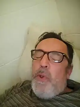 Txacas online show from February 8, 2026, 9:34 pm