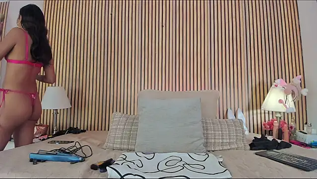 keeyla stone online show from November 7, 2025, 10:57 pm