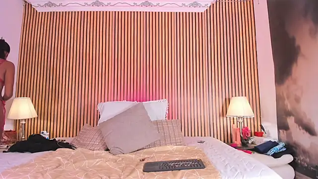 keeyla stone online show from September 15, 2025, 7:03 pm