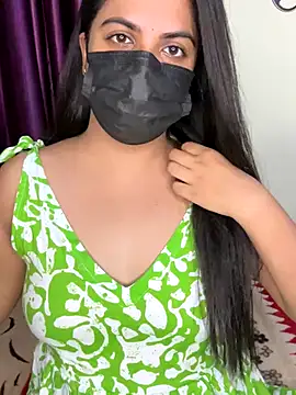 Snapshot of best_couple19 chatting on September 15, 2025, 5:35 pm best couple19 online show from September 15, 2025, 5:35 pm