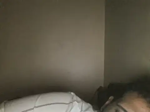 Snapshot of elpoop7305 chatting on February 2, 2026, 9:52 am elpoop7305 online show from February 2, 2026, 9:52 am