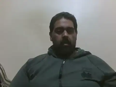 elpoop7305 online show from January 5, 2026, 11:19 pm