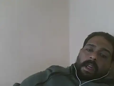 elpoop7305 online show from December 20, 2025, 8:22 pm