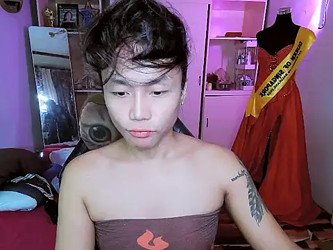 YourNikkieXxx online show from October 25, 2025, 11:31 am