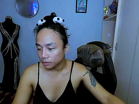 YourNikkieXxx online show from December 20, 2025, 10:23 pm