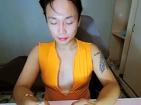 Snapshot of YourNikkieXxx chatting on January 17, 2026, 8:29 am YourNikkieXxx online show from January 17, 2026, 8:29 am