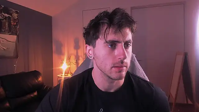 Oscar Miller  online show from September 19, 2025, 9:30 pm