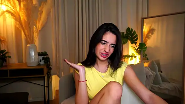 miilky wayy online show from October 13, 2025, 4:19 pm