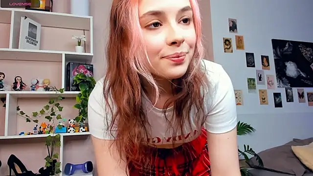 Snapshot of VedaSchulz chatting on February 18, 2026, 7:10 pm VedaSchulz online show from February 18, 2026, 7:10 pm