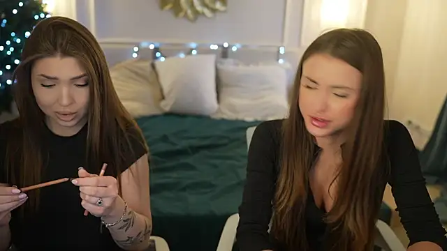 Luna secretgirl online show from December 19, 2025, 11:34 am