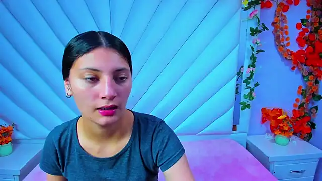  Luna Bennett online show from October 28, 2025, 11:42 am