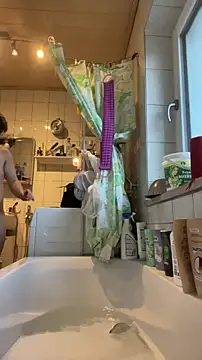 Kingpowerlittel online show from January 9, 2026, 3:19 pm