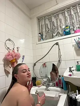 Snapshot of SexySashaxox chatting on February 1, 2026, 7:56 pm SexySashaxox online show from February 1, 2026, 7:56 pm