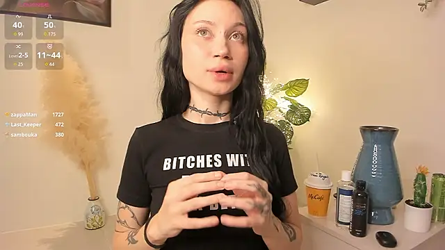 Snapshot of Alice_1n_Wonderland_ chatting on February 19, 2026, 11:40 am Alice 1n Wonderland online show from February 19, 2026, 11:40 am