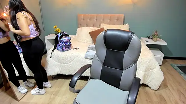 Miss Cataleya   online show from November 3, 2025, 11:36 am