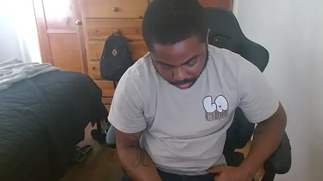 Breadwinnah online show from October 22, 2025, 8:08 pm