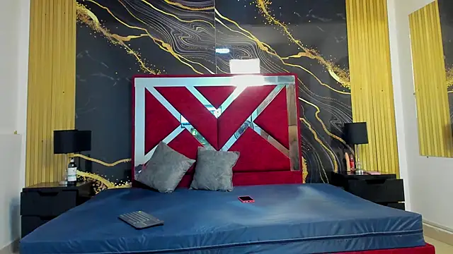 VioletRose as online show from January 12, 2026, 12:06 am