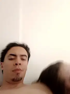 Snapshot of 18matthew chatting on January 13, 2026, 4:05 am 18matthew online show from January 13, 2026, 4:05 am