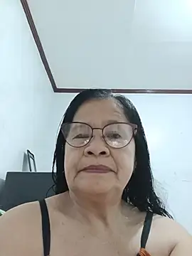 Sweet-Lita50 online show from May 18, 2026, 3:06 am