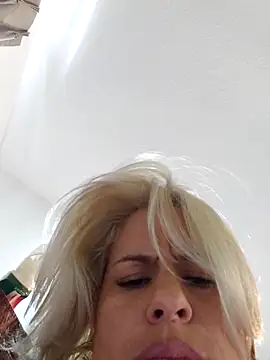 toomuchofafreak online show from September 9, 2025, 4:27 pm