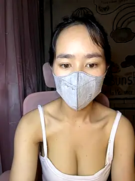 TiNa 04 online show from October 16, 2025, 3:26 am