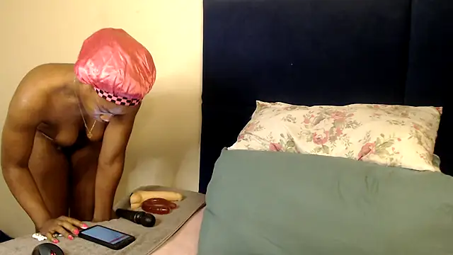 Sexy-Momo online show from October 31, 2025, 3:14 am