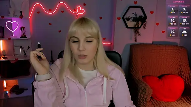 Snapshot of marta_smith chatting on February 9, 2026, 11:47 pm marta smith online show from February 9, 2026, 11:47 pm